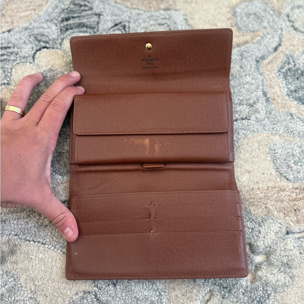 Louis Vuitton Monogram Wallet - Picture 4 of 7